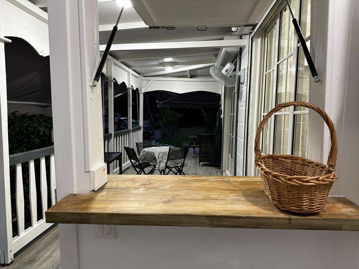 Le Cottage De Castaing Sur Plage Privee Sainte-Anne  Exterior foto